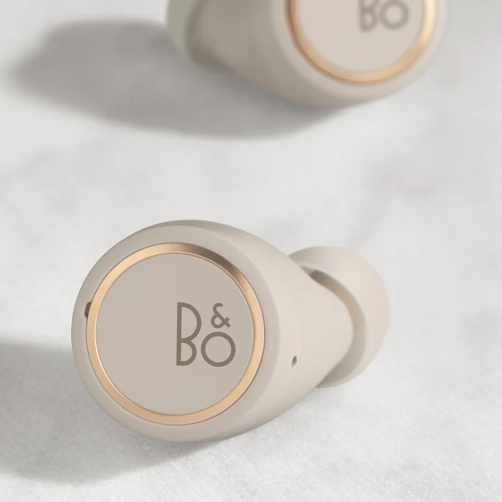 BeoplayE8 gold earbuds