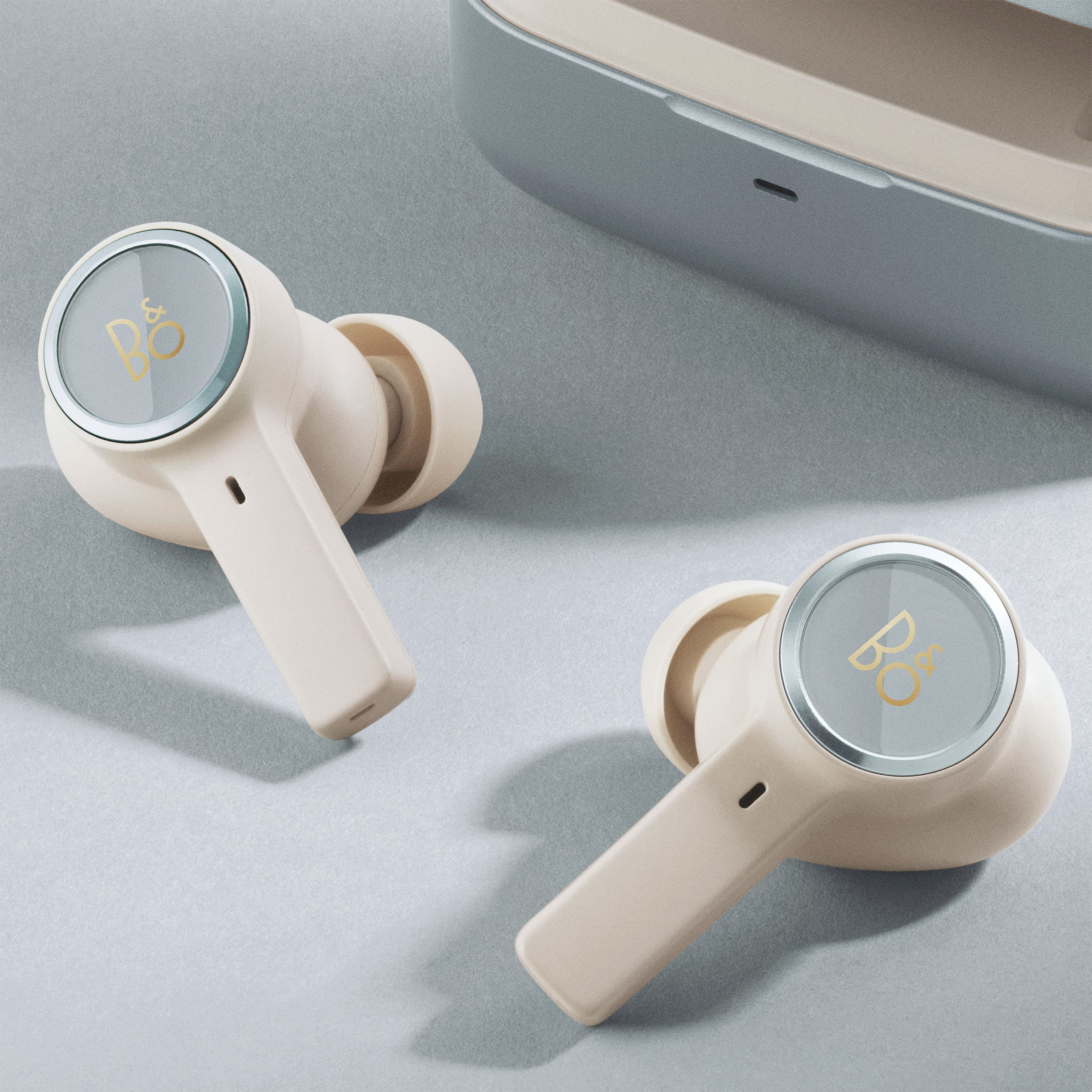 Beoplay EX Hazey Blue - Atelier Limited Edition | B&O