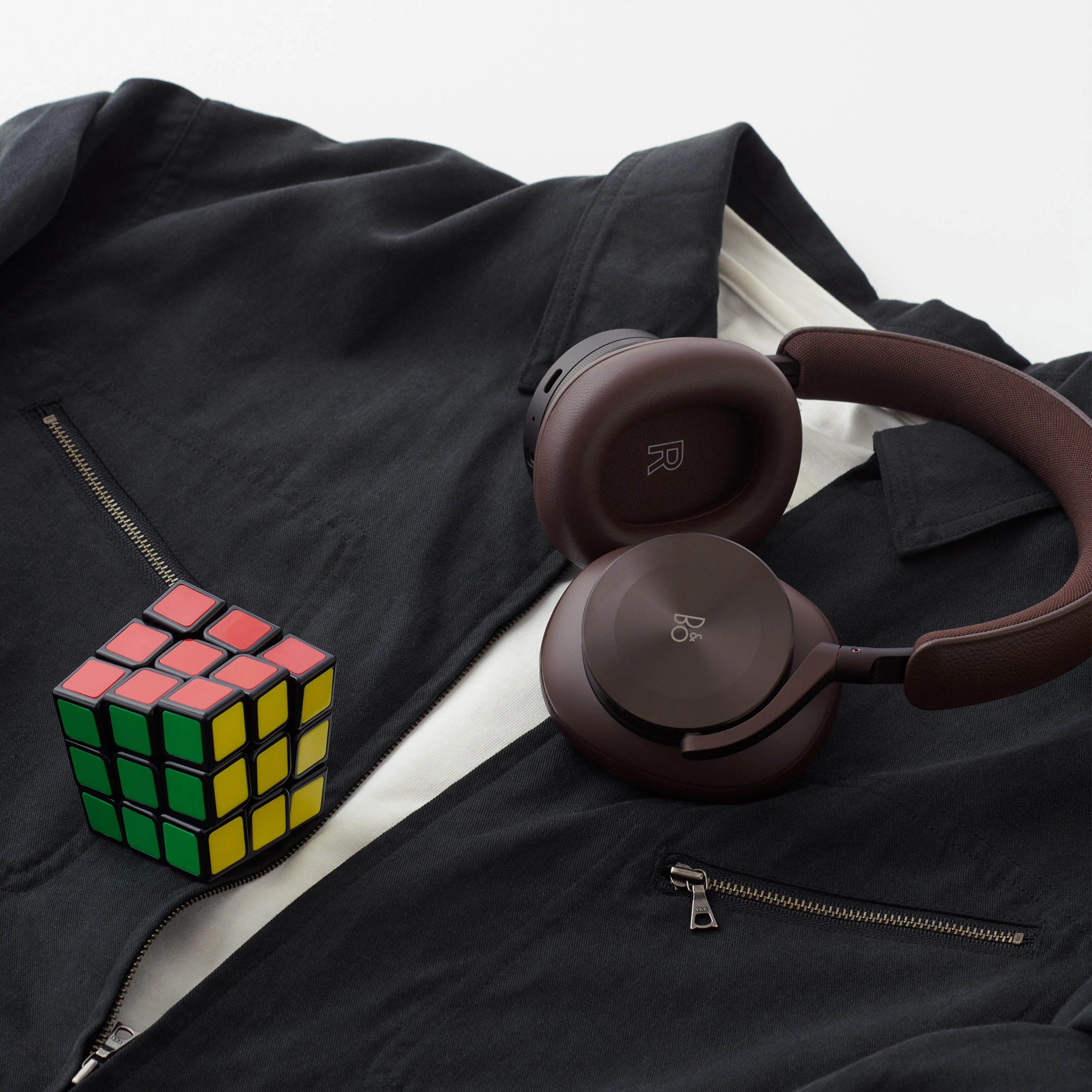 Beoplay H95 with Rubics Cube
