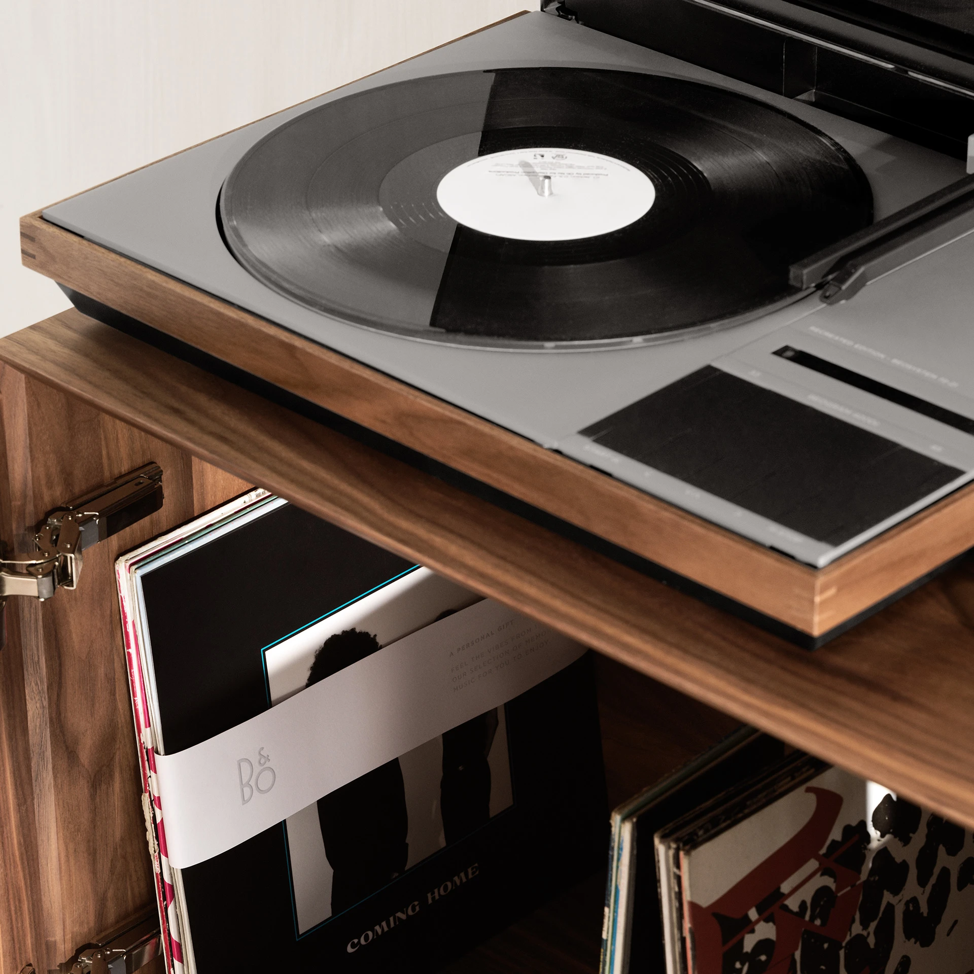 Beosystem 72-22 Record player with Vinyls
