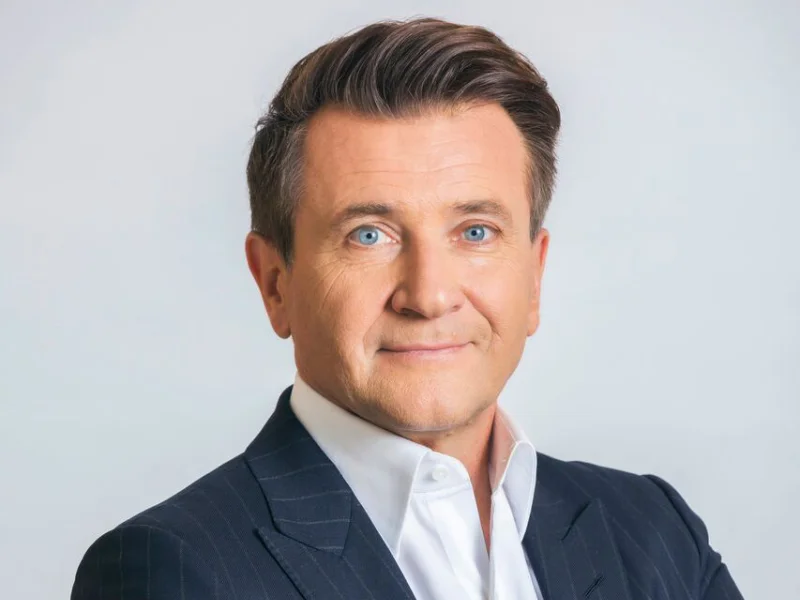 A thorough cybersecurity professional, Robert Herjavec has enjoyed an illustrious career.