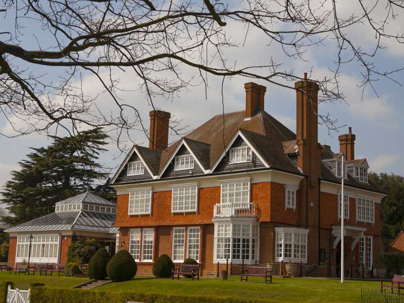 chigwell-hall