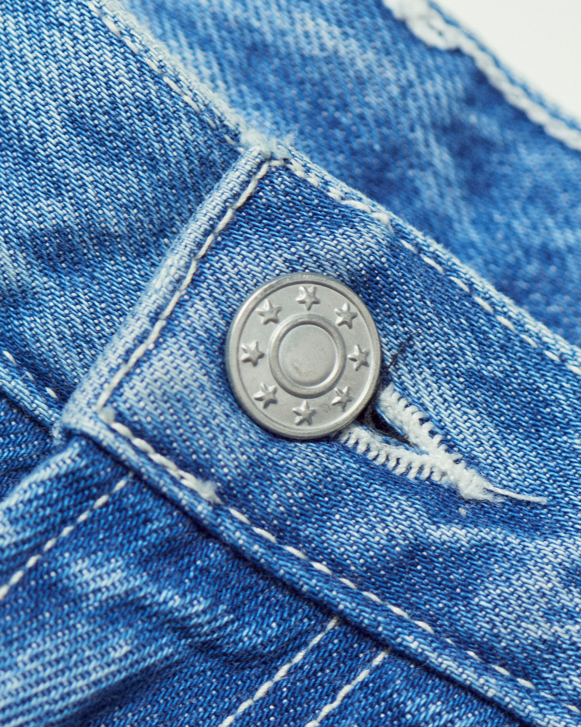 Straight Leg Jeans | YONY