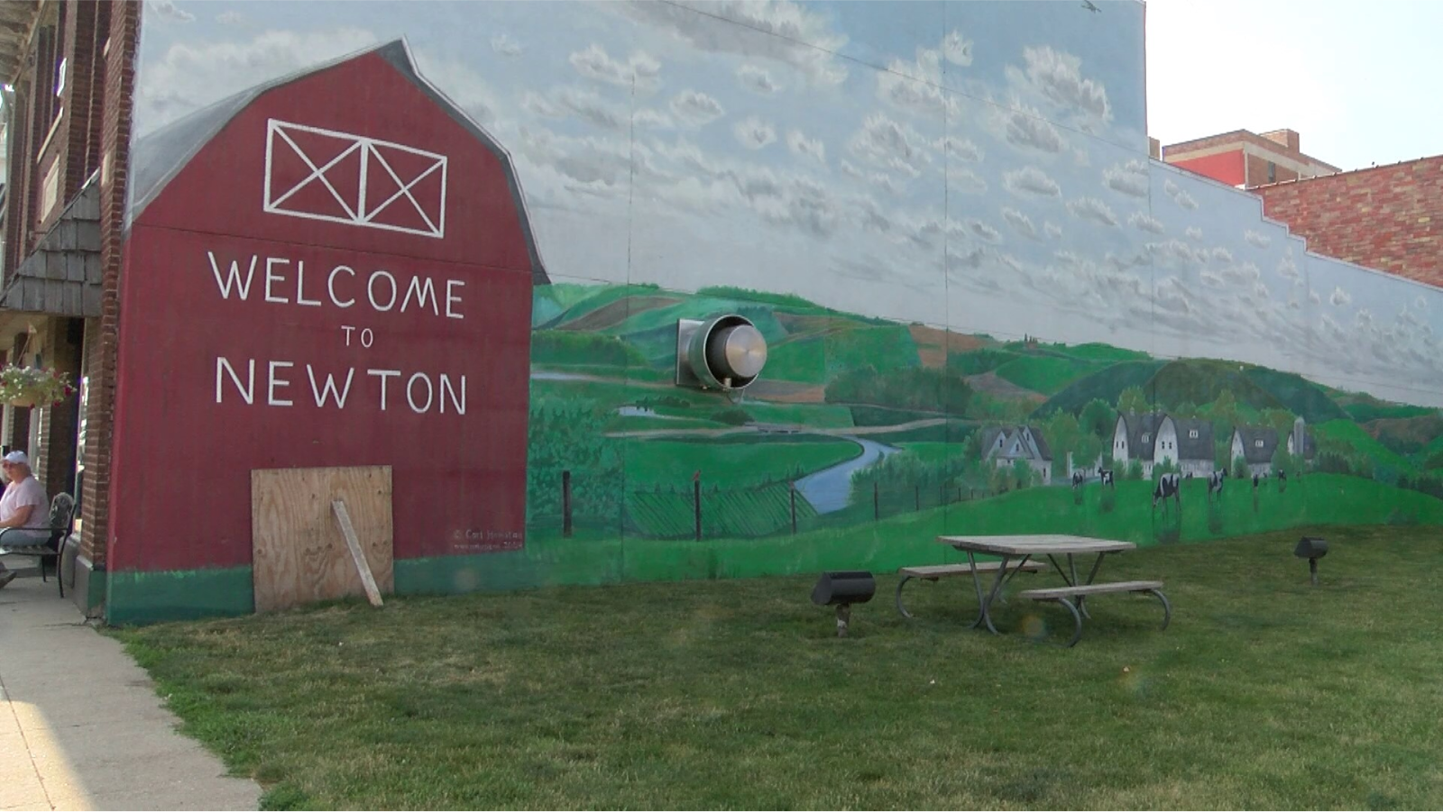 locaton/ia-newton.png