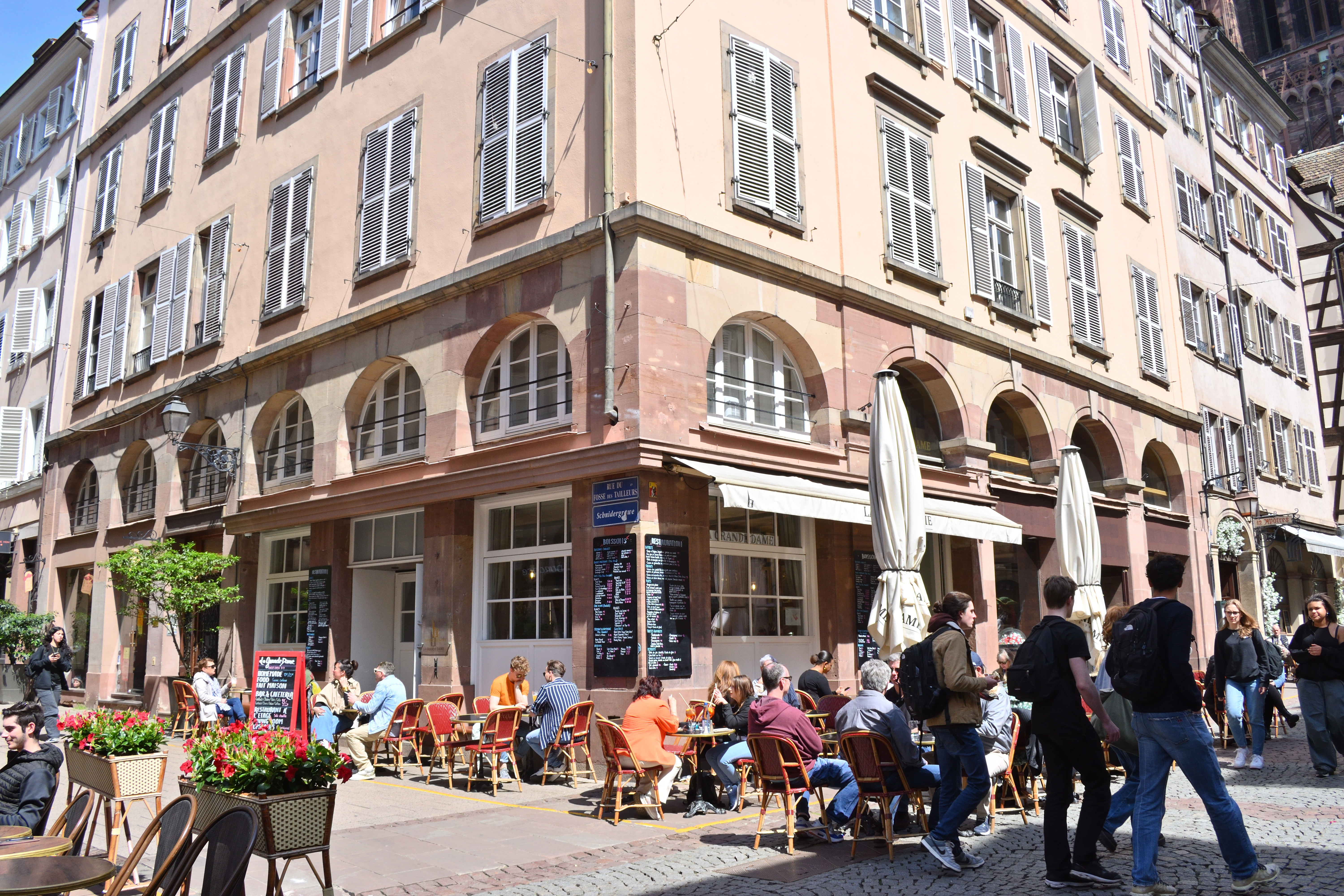 ごちうさ聖地巡礼記(45) 〜ストラスブール編〜 フルール・ド・ラパンのモデルとなったレストランで昼食