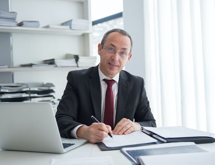 Mit einem Rentabilitätsplan bewertet man, ob sich eine Investition lohnt.