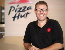 Comment Pizza Hut maîtrise la reprise de son activité 