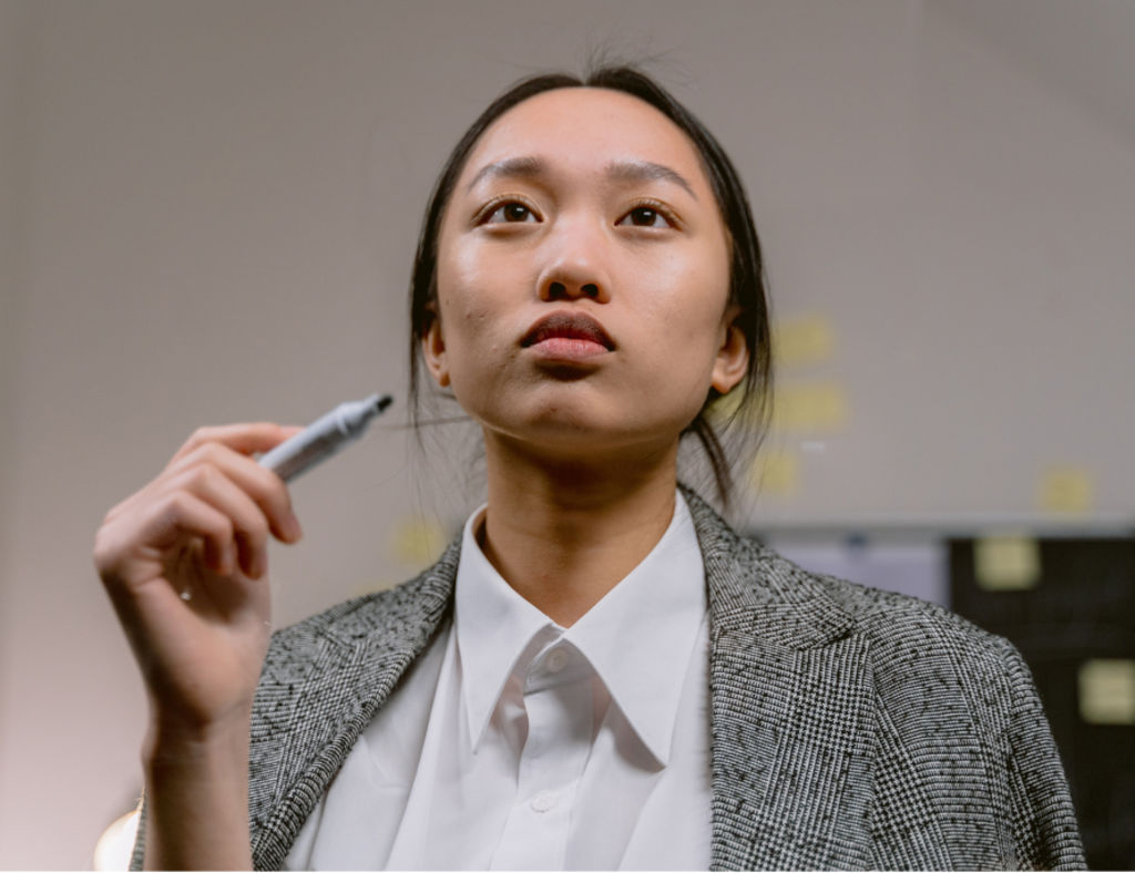 Den Gewinnzuschlag berechnet man, indem man einen bestimmten Prozentsatz zu den Selbstkosten hinzurechnet.