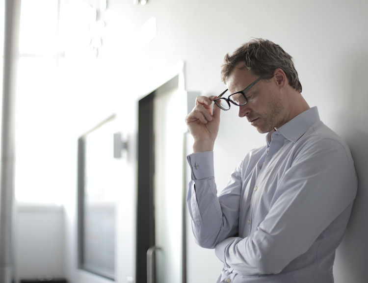 Es gibt für Unternehmer keinen Grund, Strafzinsen in Kauf zu nehmen. So lassen sich Negativzinsen vermeiden