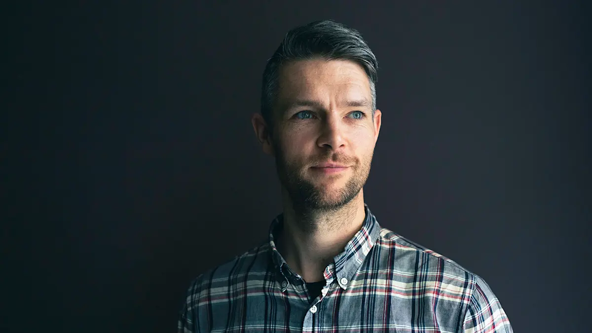 Portræt af læge og forfatter Andreas Pihl