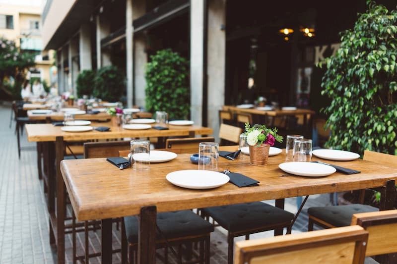 Outdoor Seating Best Practices for Restaurants During COVID-19 