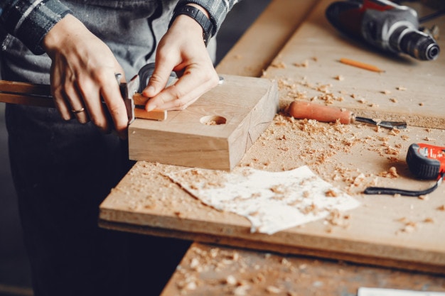 6 ways to bring more customers to your carpentry company