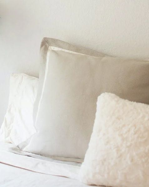 12 Meditations to Support You Through the Day
