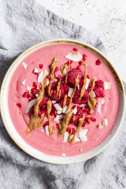 Berry & Coconut Smoothie Bowl