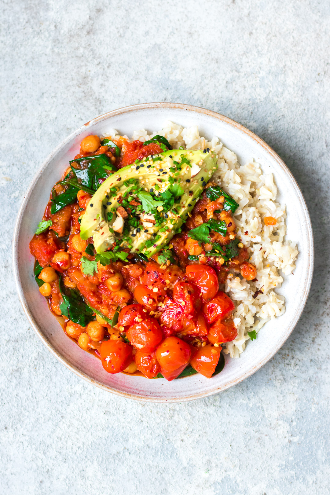 Garlic, Harissa & Tomato Chickpeas - Deliciously Ella