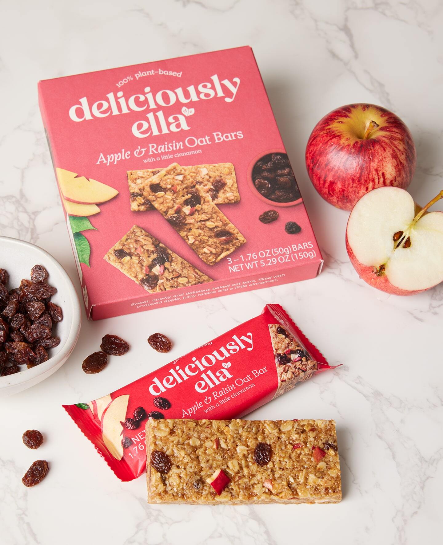 Apple, Raisin & Cinnamon Oat Bar