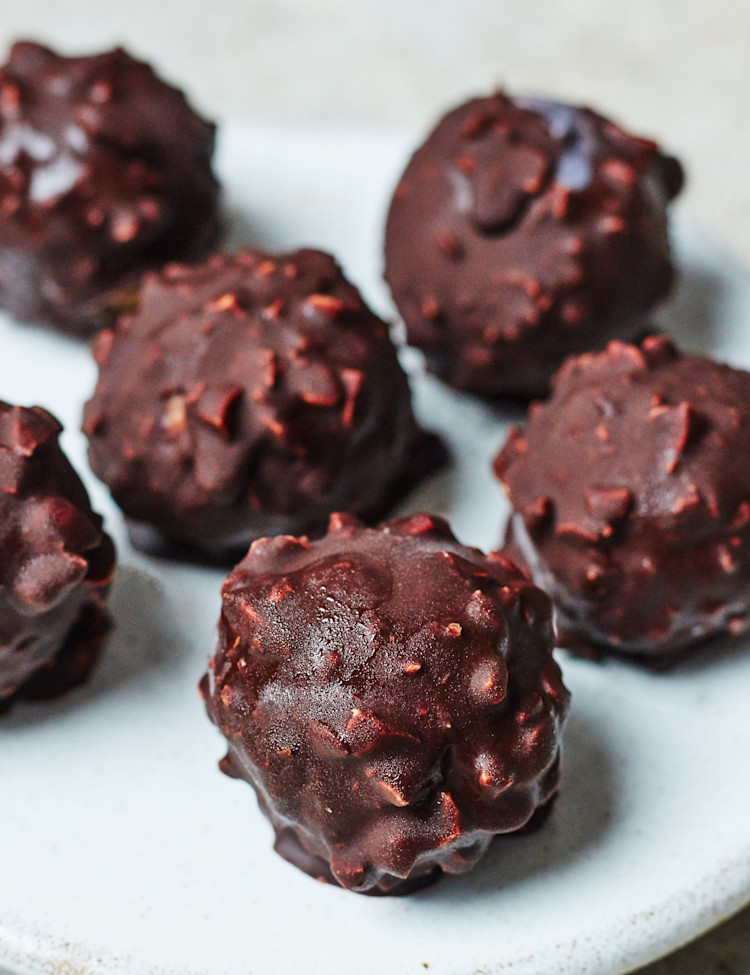 Peanut Butter Chocolate Bites