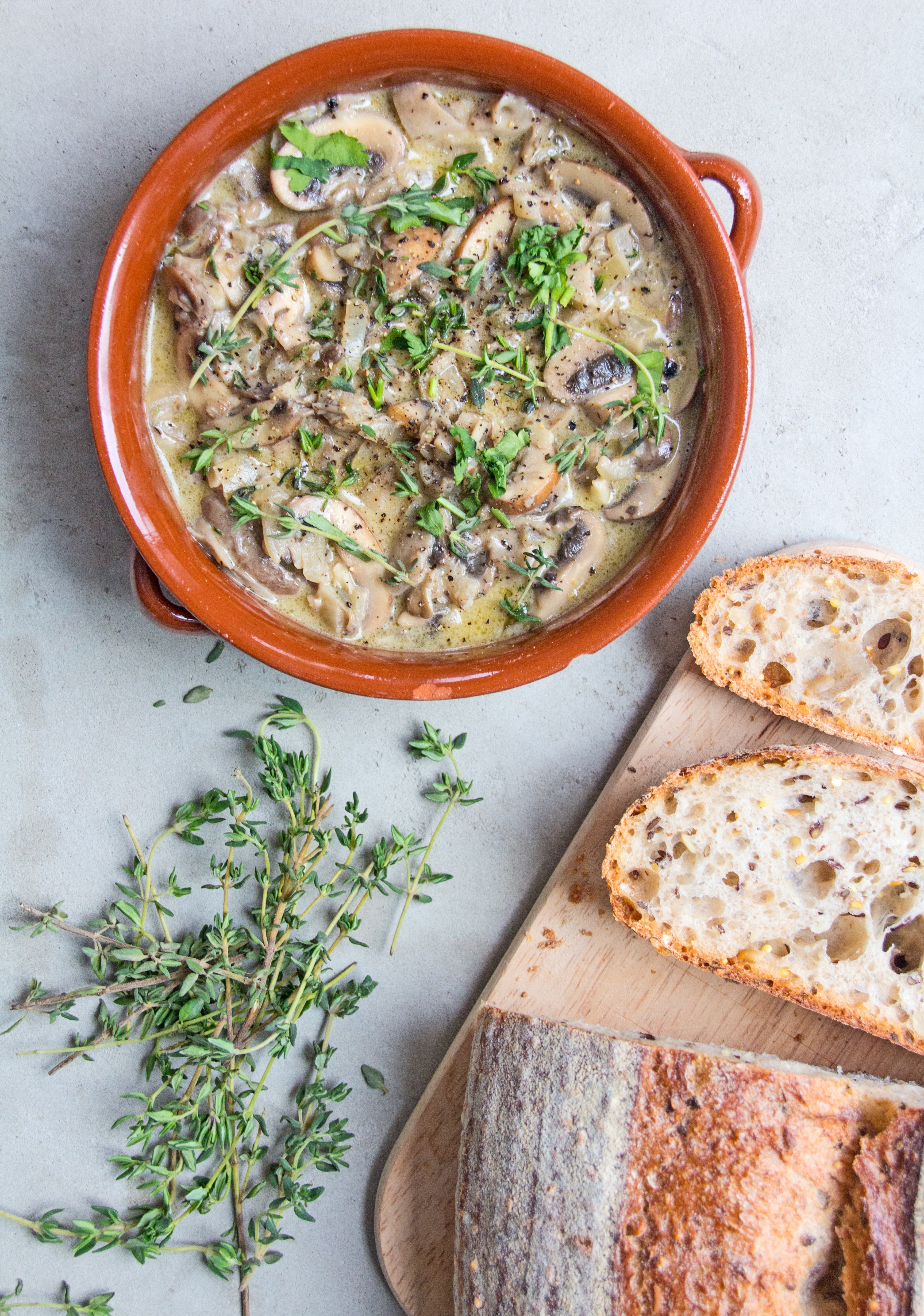 Creamy Garlic & Thyme Mushrooms