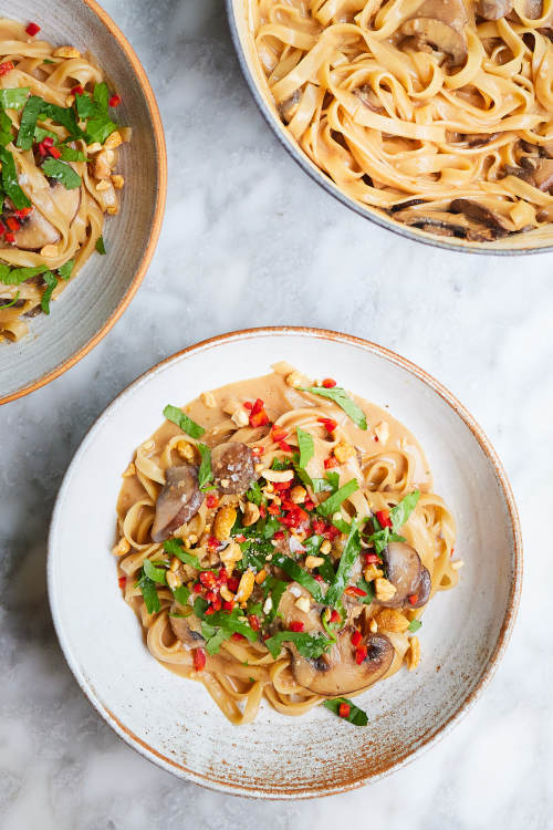 Spicy Peanut & Mushroom Noodles