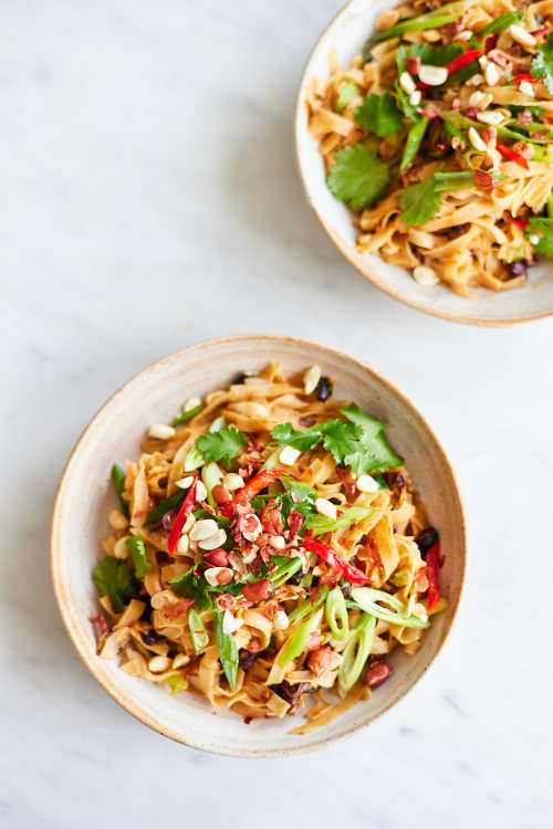 Peanut Noodles With Pak Choi & Black Beans 