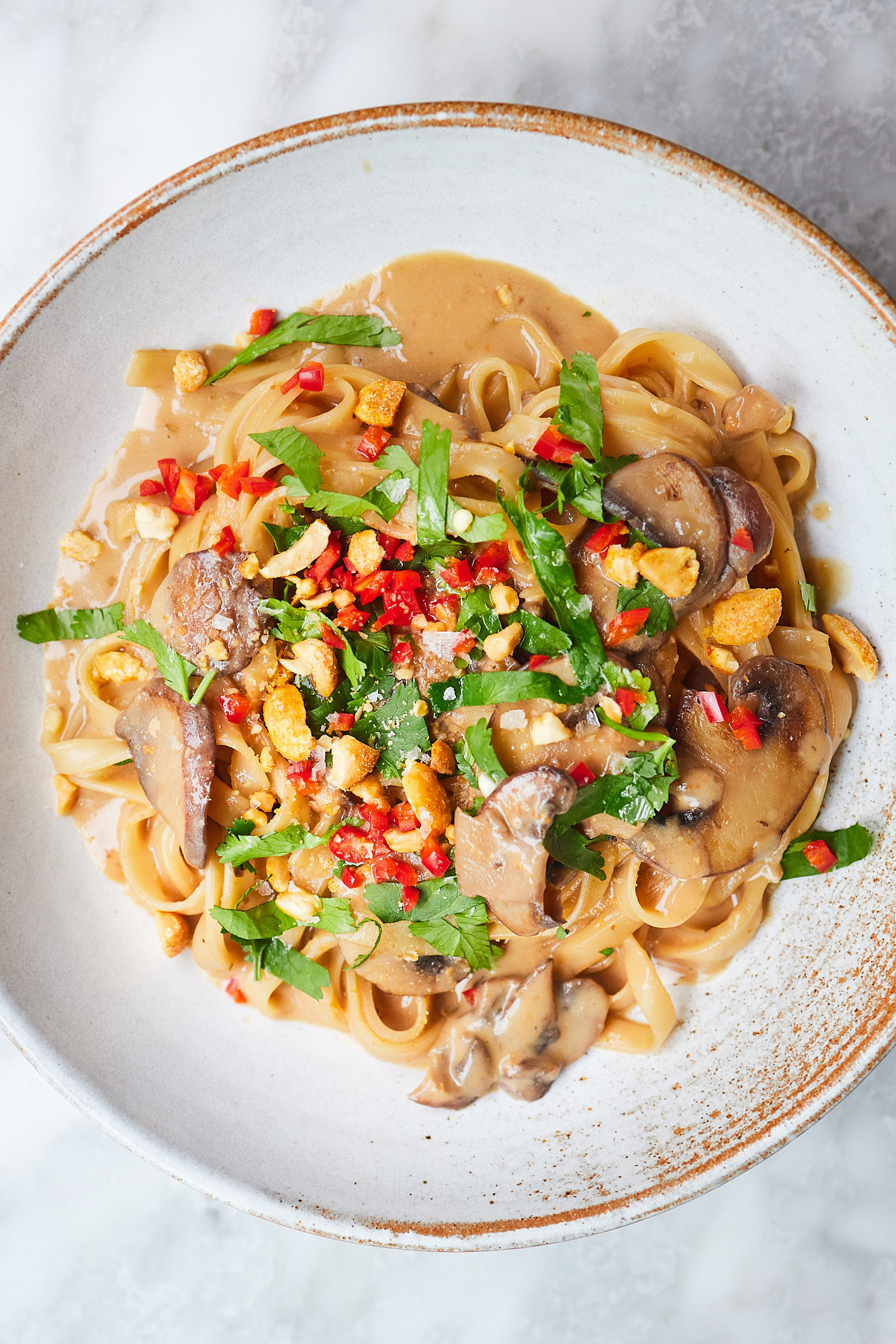 Spicy Peanut & Mushroom Noodles Deliciously Ella