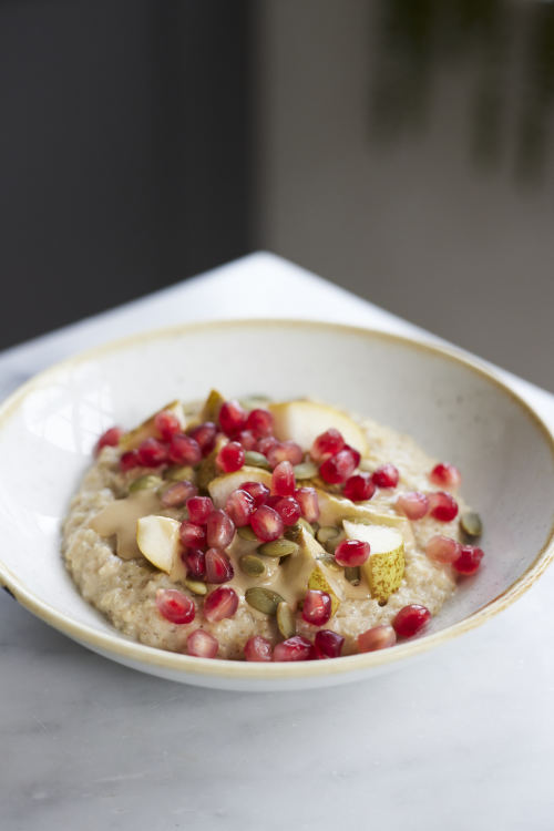 Oat & Quinoa Porridge With Pear & Pomegranate