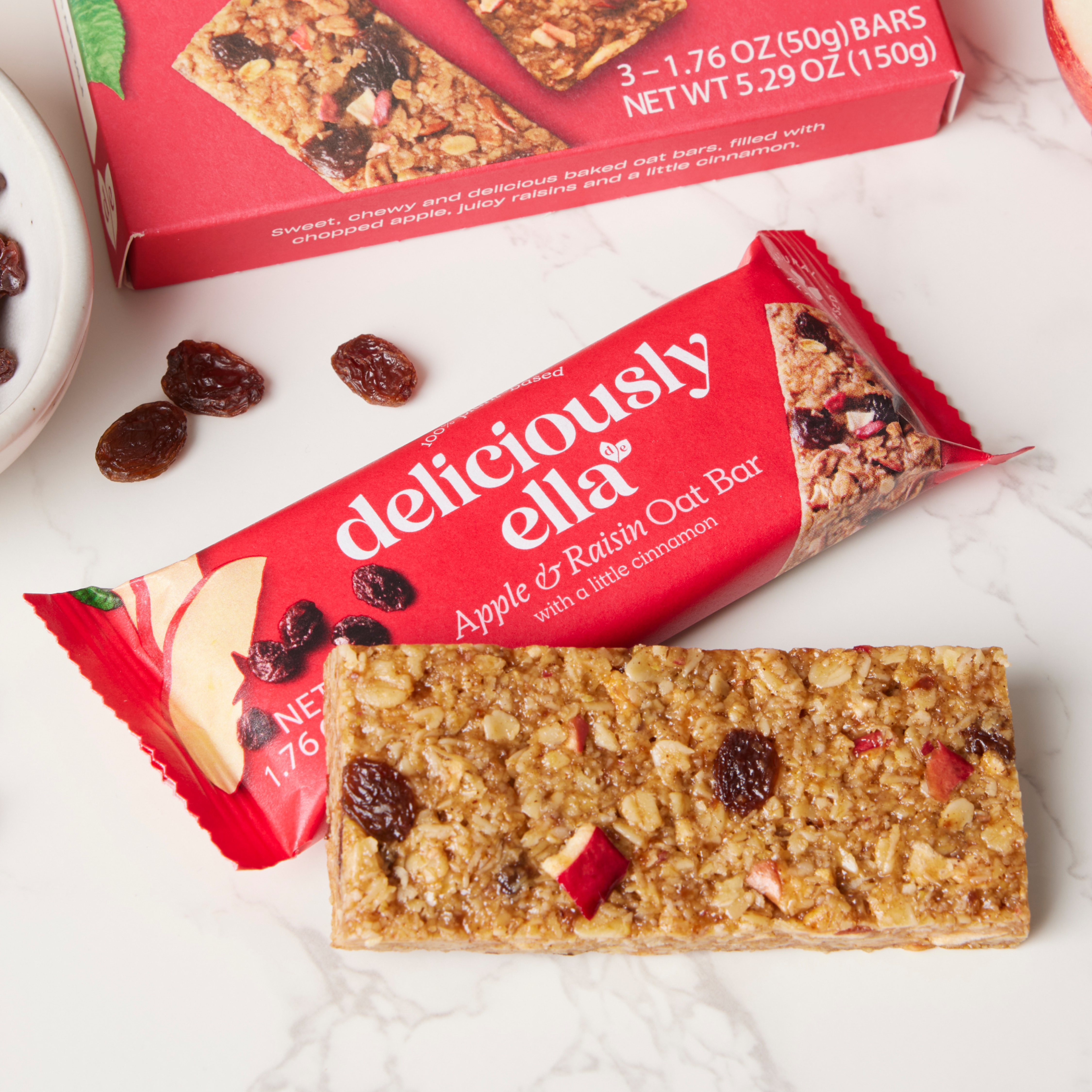 Apple, Raisin & Cinnamon Oat Bar
