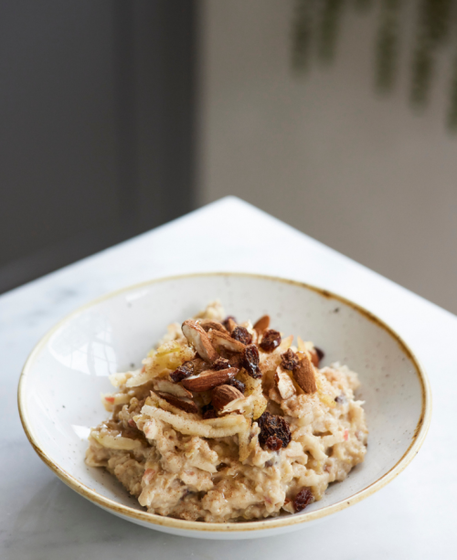 Oat & Quinoa Porridge With Apple & Cinnamon