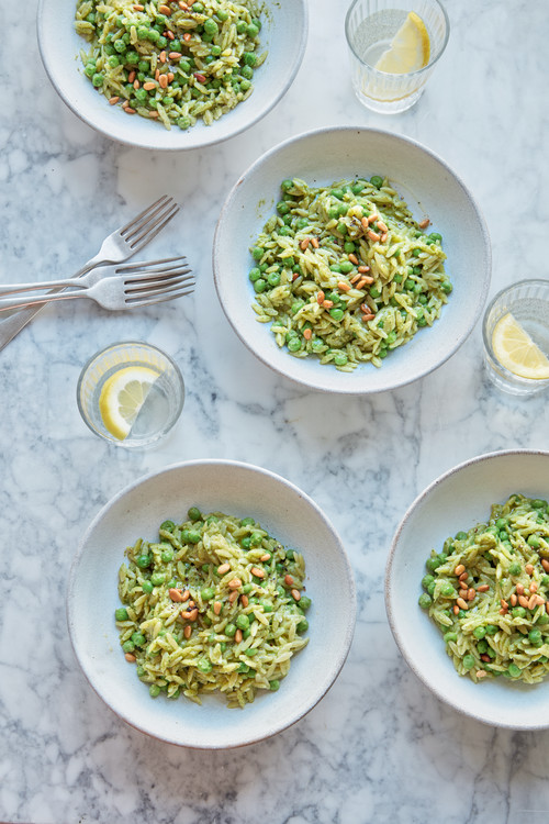 10-Minute Pea & Pesto Orzo