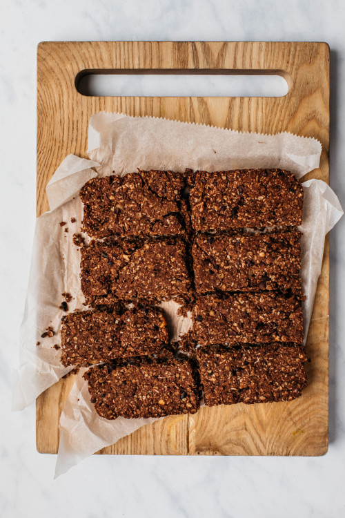 Banana, Cacao & Oat Bars