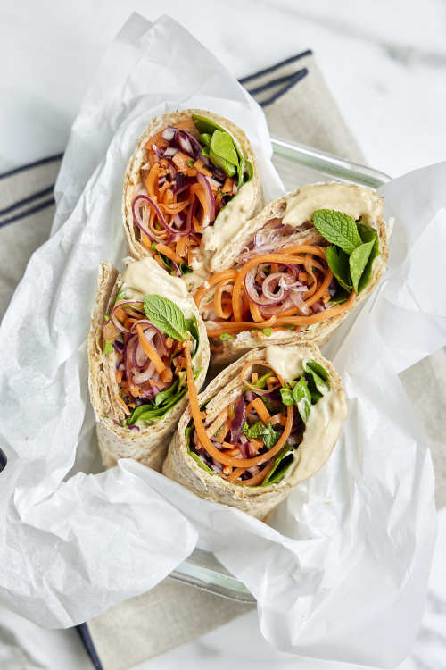 5-Minute Rainbow Vegetable Wraps