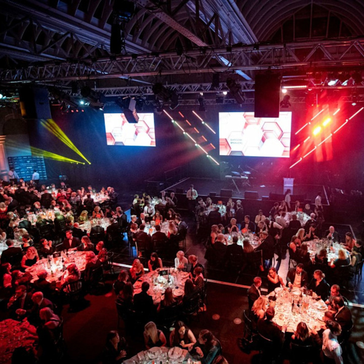 Toaster at B2B Awards - Featured Image (Landscape)