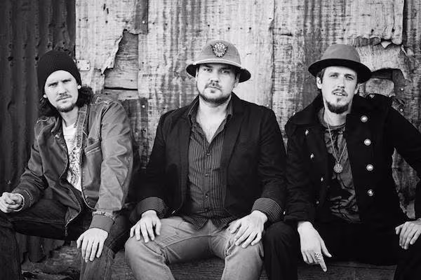 IDC Artist: Indubious Band Photo 