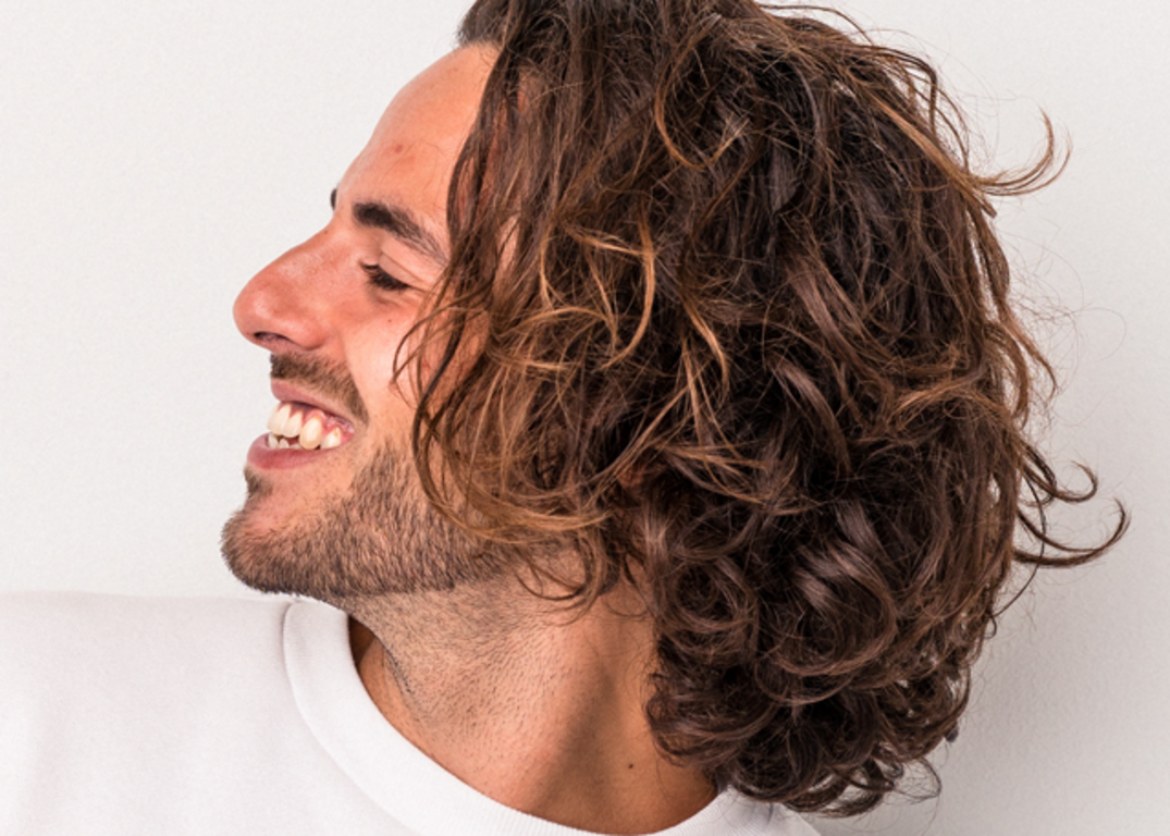 Best Long Hairstyles for Men 2025, image size:1075x768