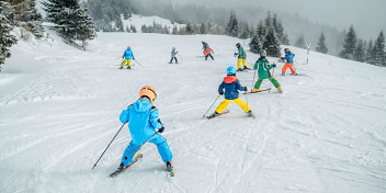Skifahren lernen: Unsere 10 Tipps für Einsteiger