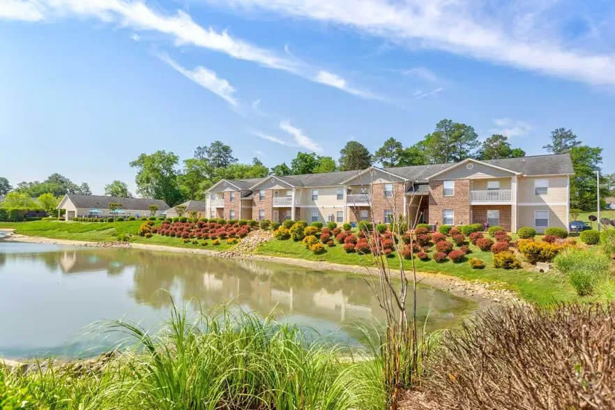 Dwight Mortgage Trust Finances $88.4MM in Five-Year-Term Loans for Three Apartment Communities in the Southeast