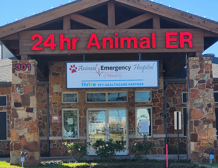 24 hr animal hot sale clinic near me