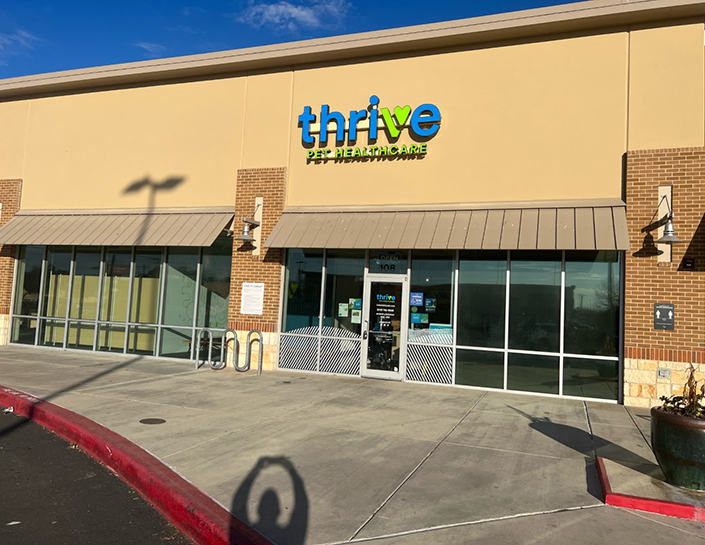 Thrive hot sale vet hours