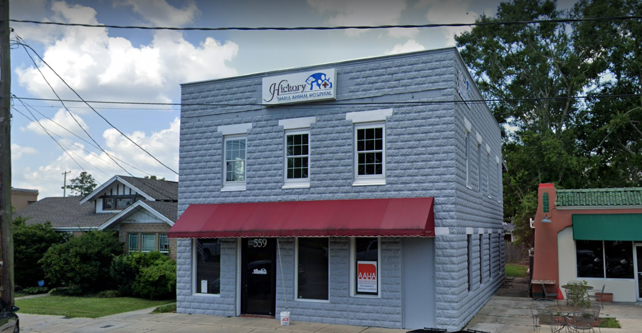 Hickory Small Animal Hospital, Independence