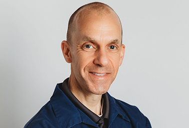 Photo of Darren Stewart