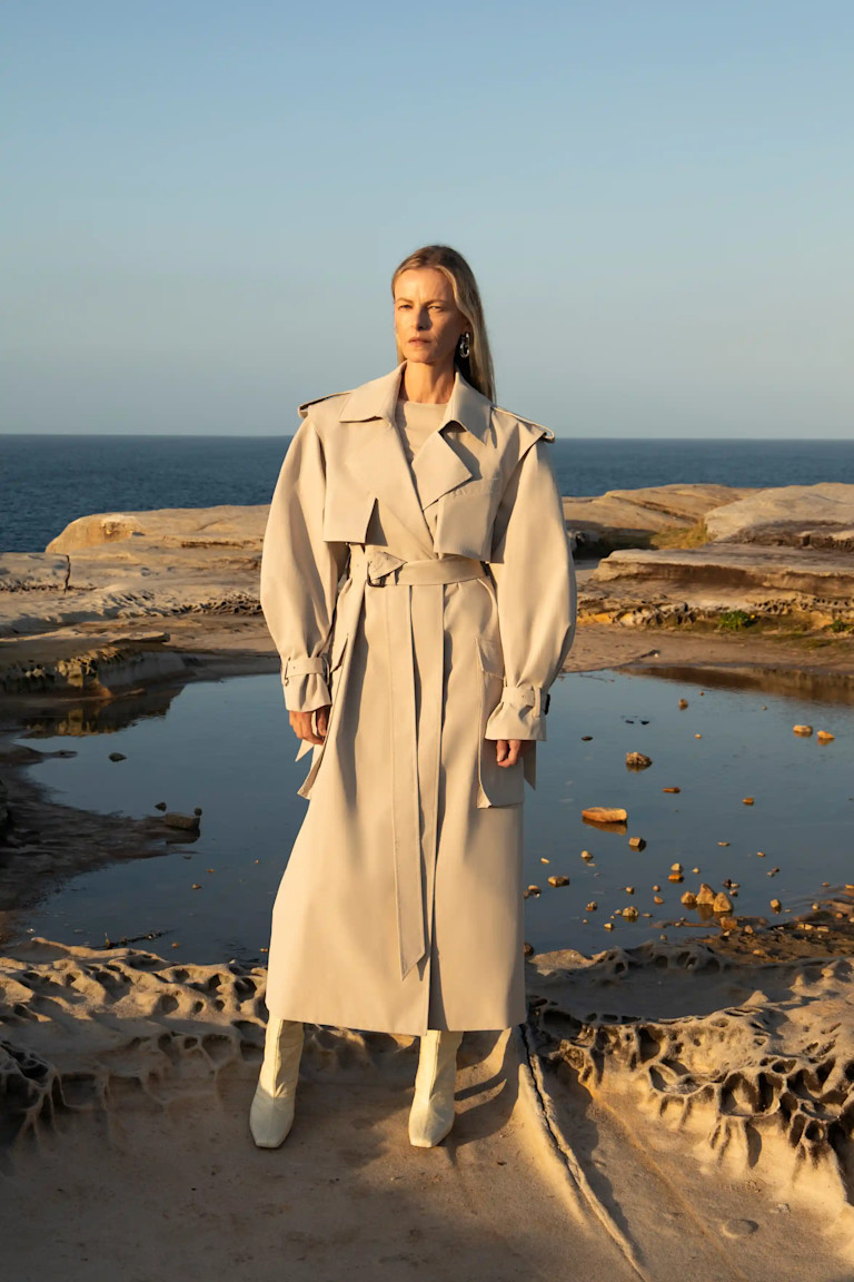 【関税込み】CAMILLA AND MARC ベージュ Delfina ブラ Spring Summer 23 Lookbook CAMILLA AND MARC® Official C&M
