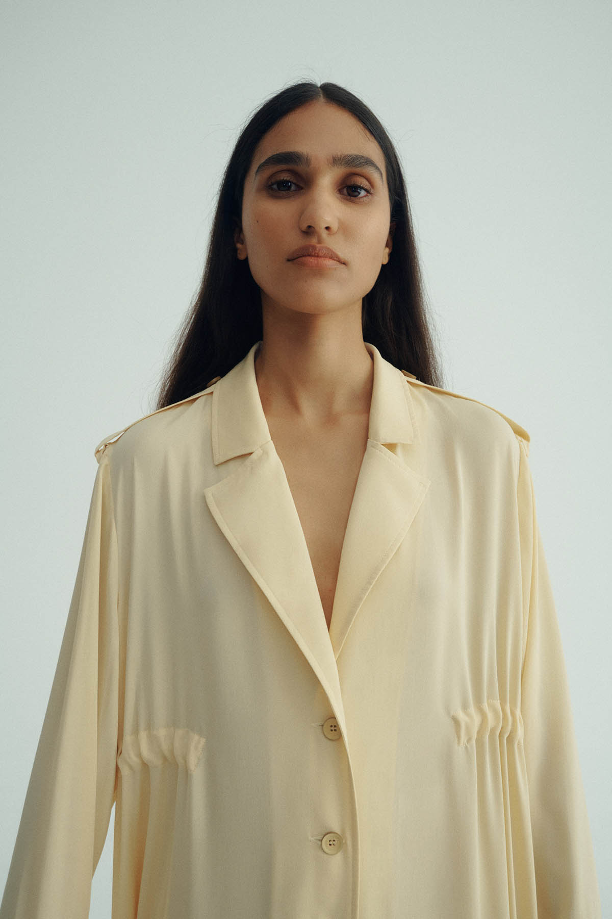 【関税込み】CAMILLA AND MARC ベージュ Delfina ブラ Spring Summer 23 Lookbook CAMILLA AND MARC® Official C&M