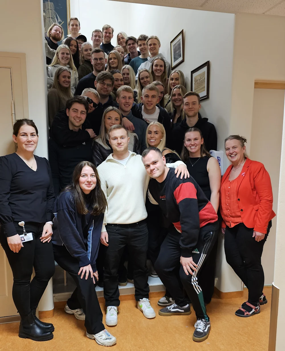 Physiotherapy students presenting at Kristnes in January 2025.