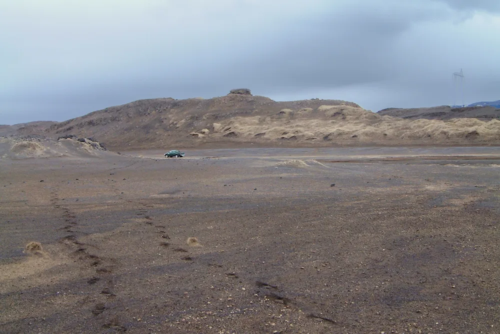 Vikrar Þjórsárdals vestan Sölmundarholts 2003. Ljósmynd: Hreinn Óskarsson