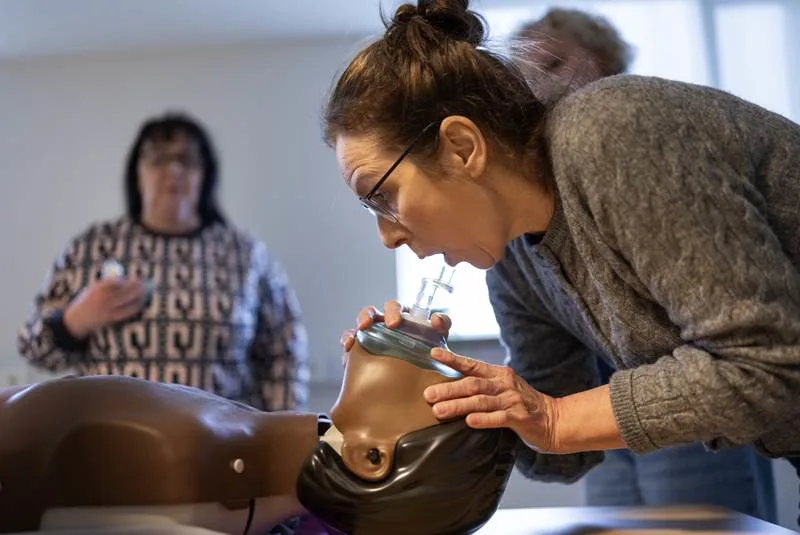 Starfsfólki kennd grunnendurlífgun