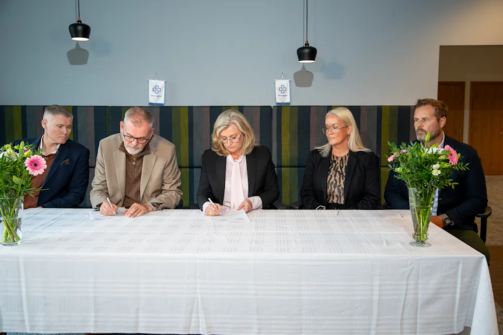 Undirritun samnings Sjúkratrygginga 2