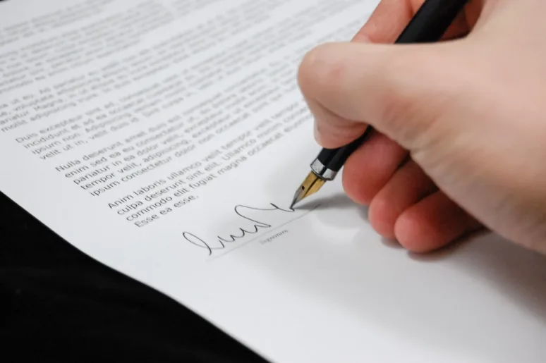 Electronic signatures - framework agreement