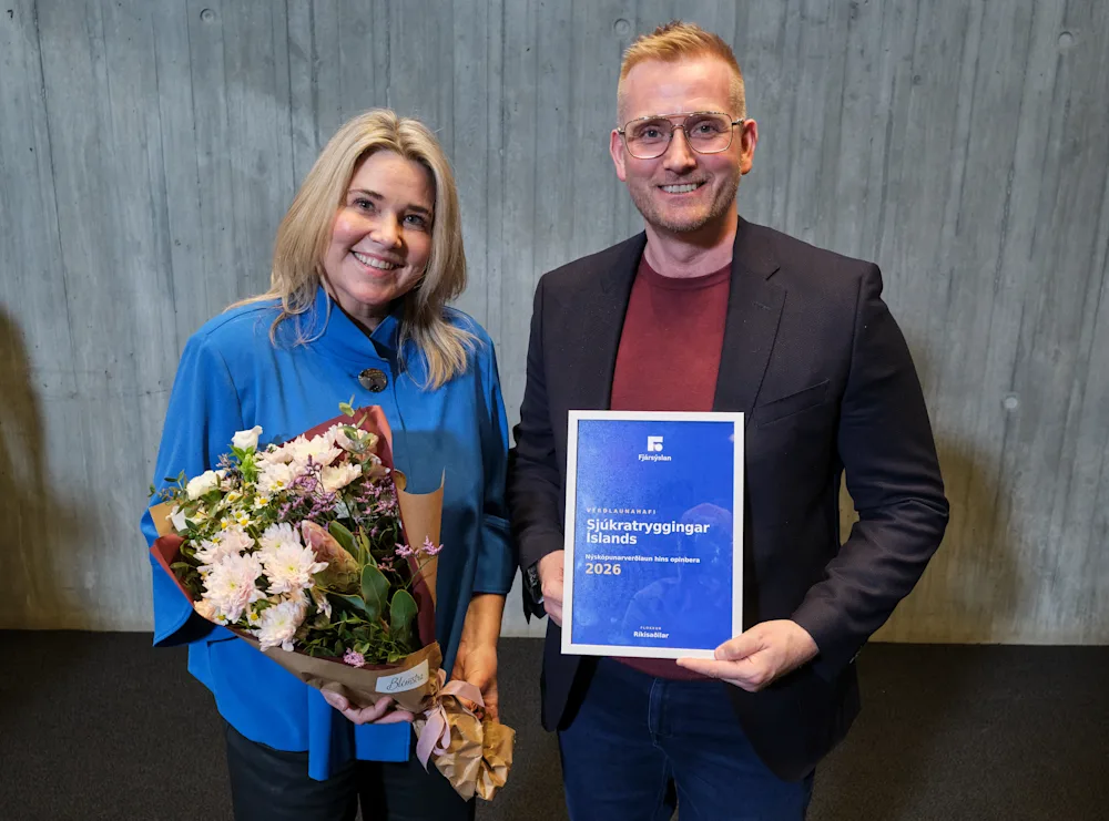 Áslaug Hulda Jónsdóttir og Elmar Hallgríms Hallgrímsson frá Sjúkratryggingum Íslands