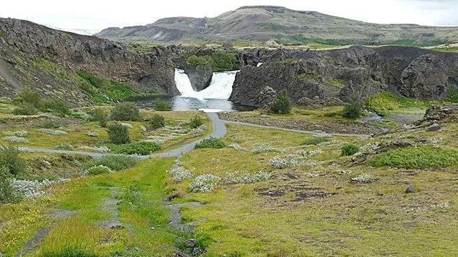 Nature conservation in Þjórsárdalur - Hjálparfoss waterfall. Photo credits: Hreinn Óskarsson
