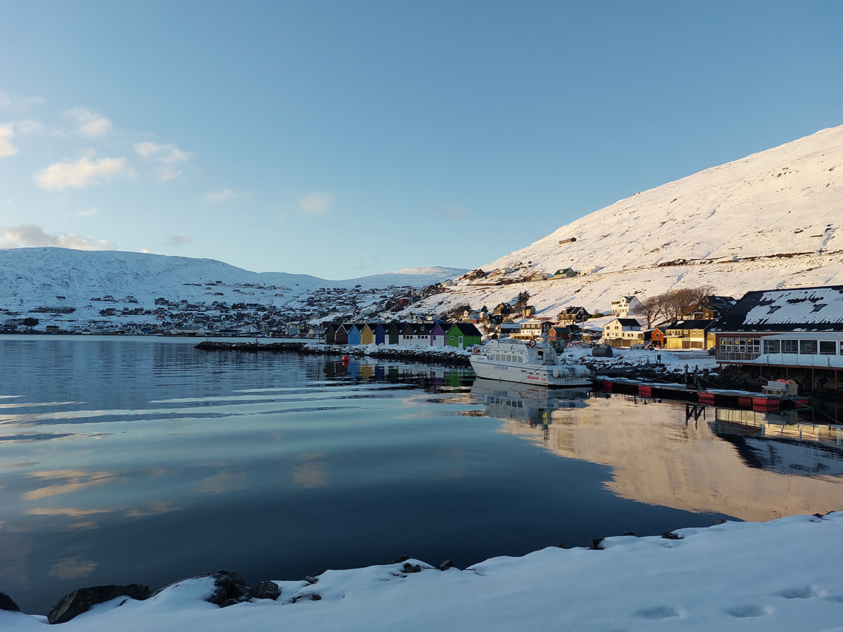 Fallegur dagur í Vestmanna. Ljósmynd: Iðunn Hauksdóttir